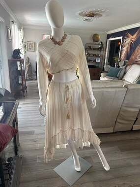 Zury Boho 2-Piece Set Cream Rayon Gold Lurex Striped Wrap Crop Top and Ruffle Hi